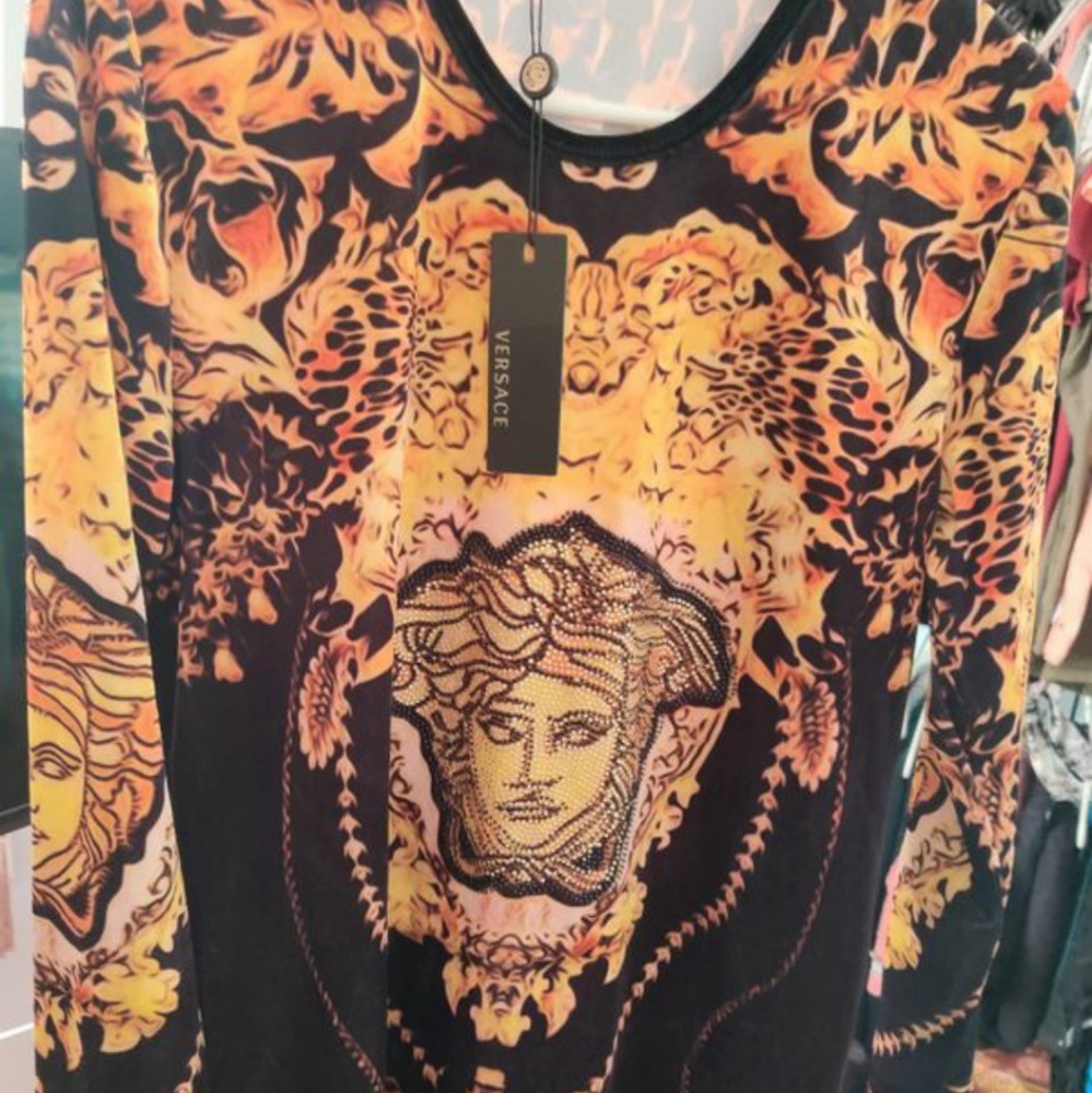 Long sleeve top